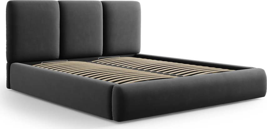 Tmavě šedá sametová čalouněná dvoulůžková postel s úložným prostorem s roštem 140x200 cm Brody – Mazzini Beds Mazzini Beds